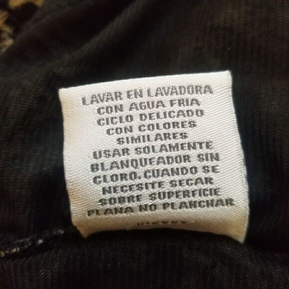 EAST 5TH SHIRT SLEEVE BLACK WHITE TOP. AT-LARGE. - Picture 13 of 16